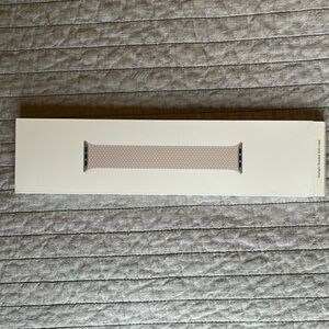 Apple Watch Band 41mm Starlight Braided Solo Loop size 4